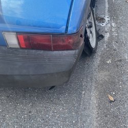 Car Wars Towing & Transport - Too messed up to drive her