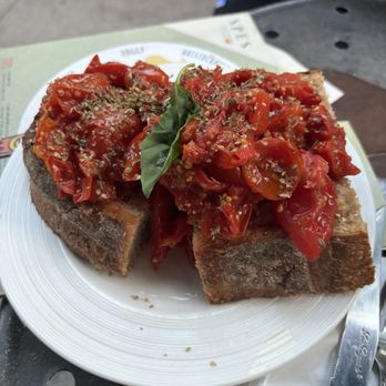 SPES - Bruschetta - Cocktail Bars Near Me - New York, New York