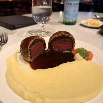 Ramsay's Kitchen at The Silver Legacy - American Near Me - Reno, Nevada