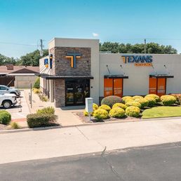 Exterior outside entrance of Texans Credit Union - Carrollton, Texas Exterior outside entrance of Texans Credit Union - Carrollton, Texas