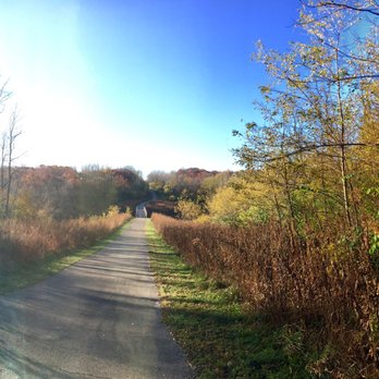 Raceway Woods - Beautiful fall colors - Hiking Near Me