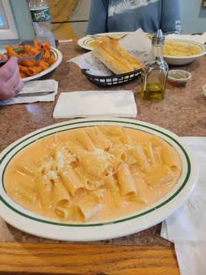 Cafe Castello by null