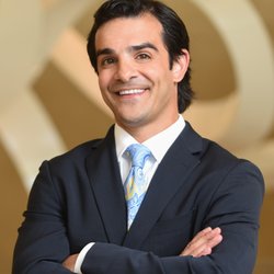 Maakan Taghizadeh, MD