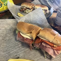 Larry's Giant Subs - Destroyer sub