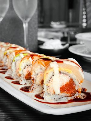 Vinum Japanese Fusion & Bar by null