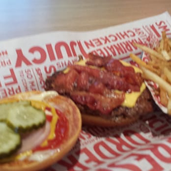 Smashburger - Burgers Near Me - Radnor, Pennsylvania