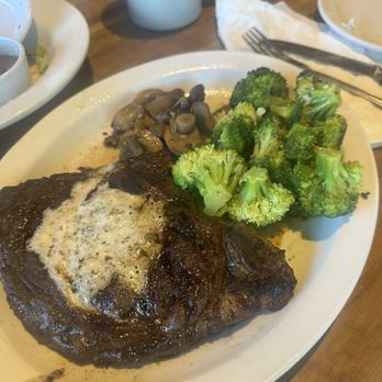 Cheddar's Scratch Kitchen - 14 oz. Ribeye - American Near Me - Columbus, Georgia