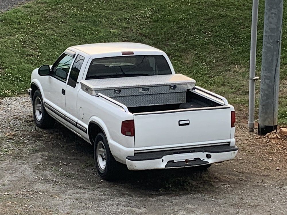 CARS R US Updated April 2024 14 Photos 2914 Hwy 43 S, Loretto