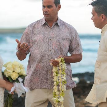 Hawaii Wedding Officiant - our lei ceremony - Officiants Near Me - Honolulu, Hawaii Hawaii Wedding Officiant - our lei ceremony - Officiants Near Me - Honolulu, Hawaii
