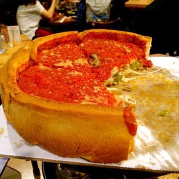 Giordano's - 很好吃。把披萨做成了pie的感觉。。。顶 - Pizza Near Me - Chicago, Illinois
