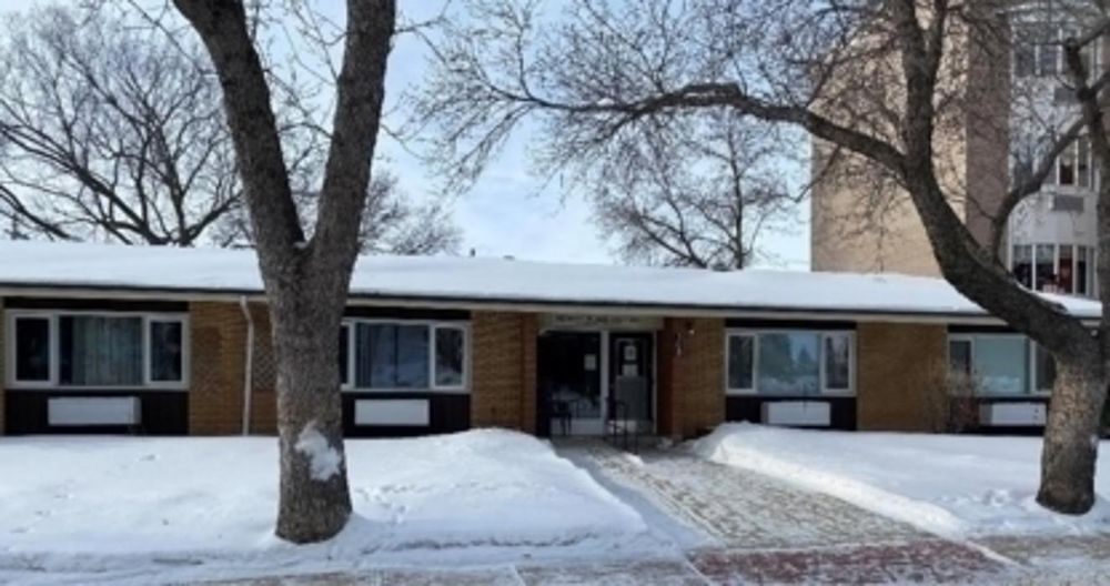 MUTCHMOR LODGE 328 Century Crescent, Regina, SK Yelp