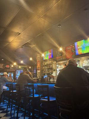 Black Market Bar+Grill (280) by null