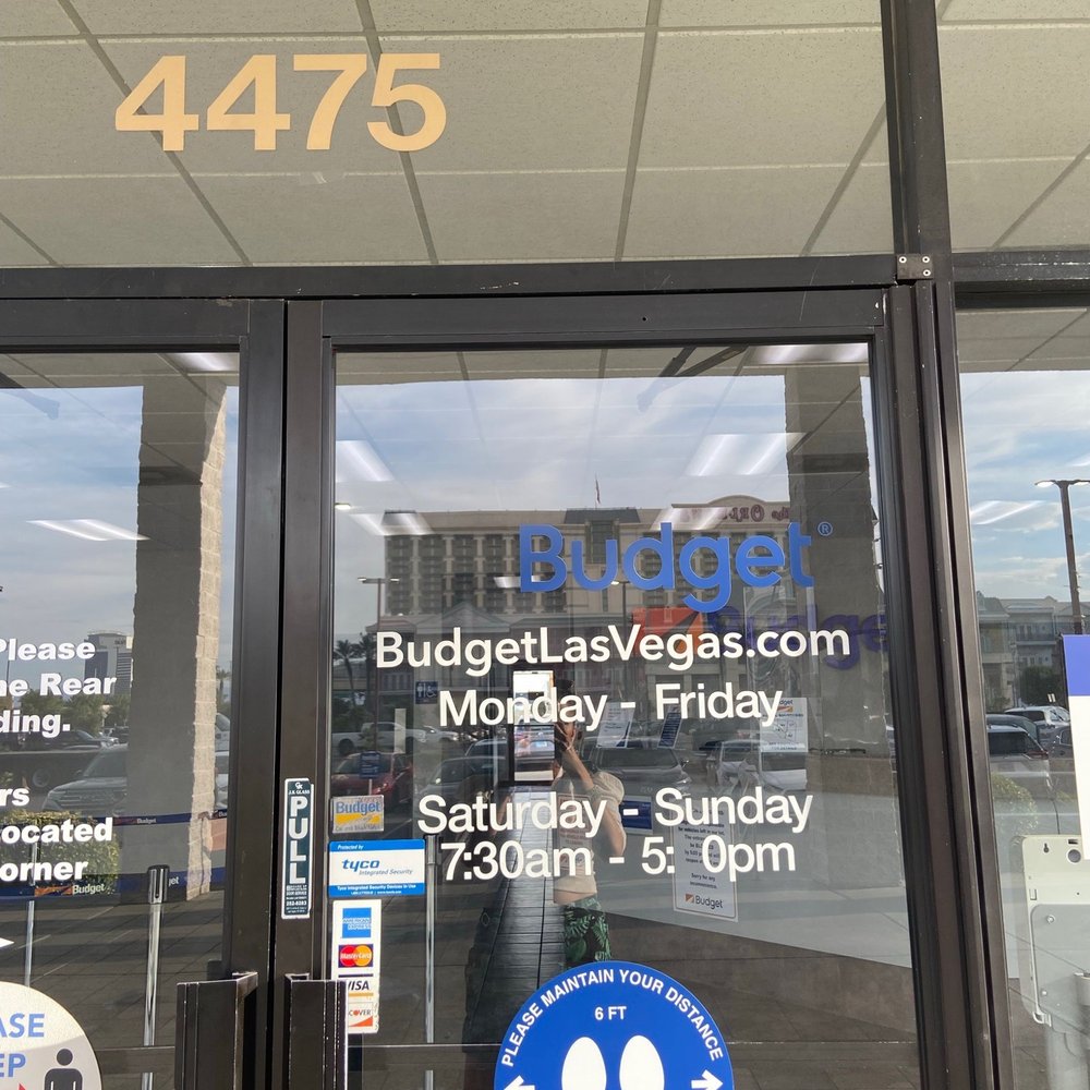 No accurate time posted, while on the phone they say they close at 6pm. Yet we arrived before 6pm and they refused to assist us.