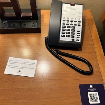 DoubleTree by Hilton Hotel Seattle Airport - Hotels Near Me - Seattle, Washington