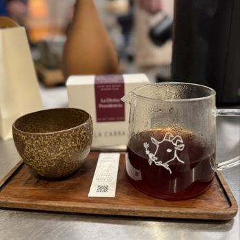 La Cabra - Pour over - Coffee & Tea Near Me - New York, New York La Cabra - Pour over - Coffee & Tea Near Me - New York, New York