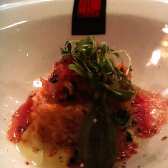 40 Westt - Salmon tartare - Steakhouses Near Me - Pointe-Claire, Quebec