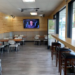 Eyman's Pizza & Cafe - Seating area