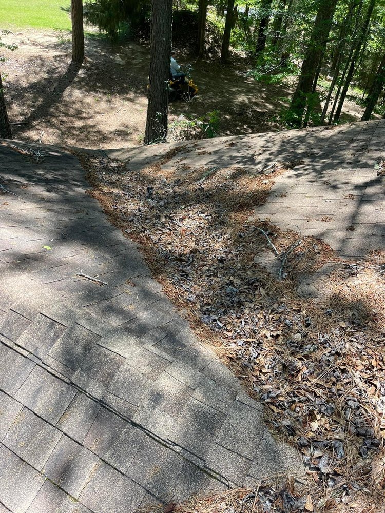 Slide of Did by Tidd Roof and Gutter Cleaning