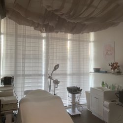Advanced Skin Therapy - Treatment Room