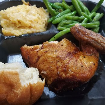 Cowboy Chicken - Quarter white meal with green beans and potaters - Chicken Shop Near Me - Irving, Texas