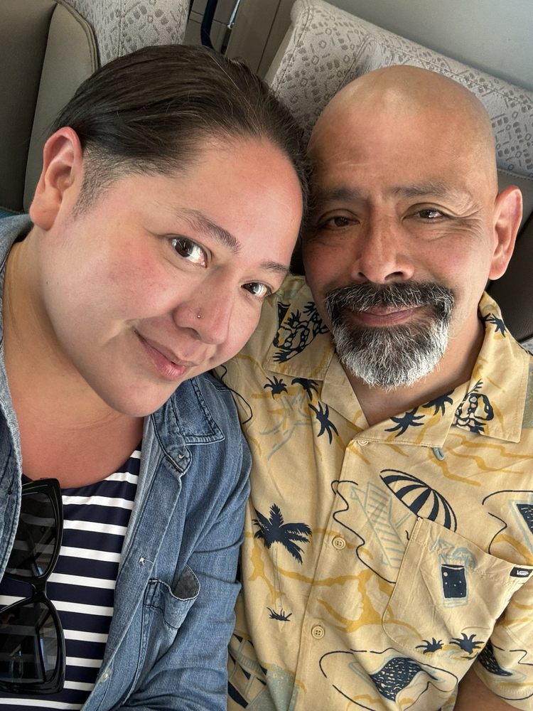 HAPPY SHUTTLE Updated November 2024 18 Photos & 165 Reviews Av