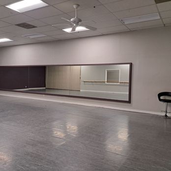Divergence Dance Conservatory - Dance Studio C - Dance Schools Near Me - Roseville, California Divergence Dance Conservatory - Dance Studio C - Dance Schools Near Me - Roseville, California