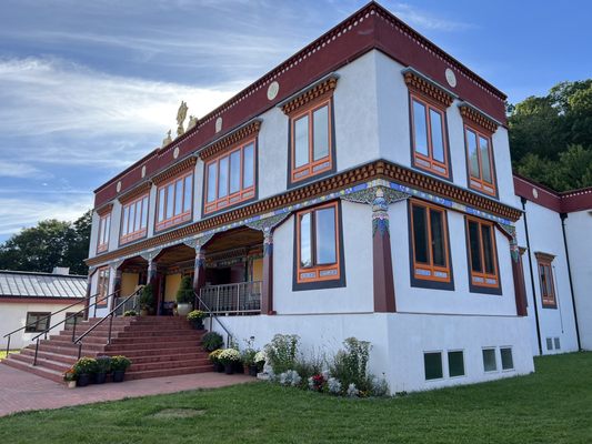 KTD - Karma Triyana Dharmachakra by null