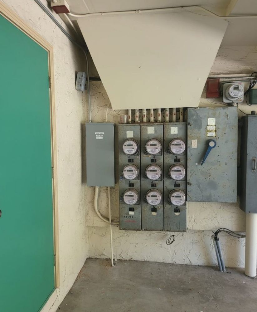 Slide of Gold Phase Electric