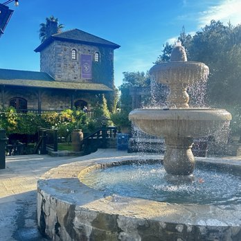 V Sattui Winery - Wineries Near Me - Saint Helena, California V Sattui Winery - Wineries Near Me - Saint Helena, California