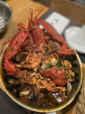 The Daily Catch North End by null
