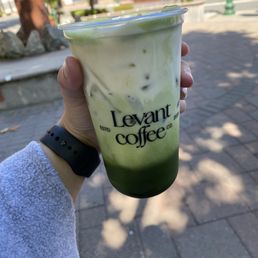 Banana creme matcha latte