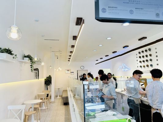 ChiCha San Chen by null