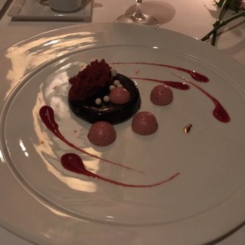 La Mer - Chocolate mousse - French Near Me - Honolulu, Hawaii La Mer - Chocolate mousse - French Near Me - Honolulu, Hawaii