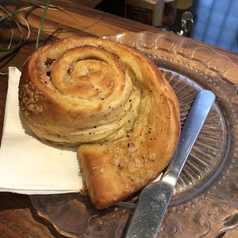 Lone Pine Coffee Roasters - Ocean bun - Coffee & Tea Near Me - Bend, Oregon Lone Pine Coffee Roasters - Ocean bun - Coffee & Tea Near Me - Bend, Oregon
