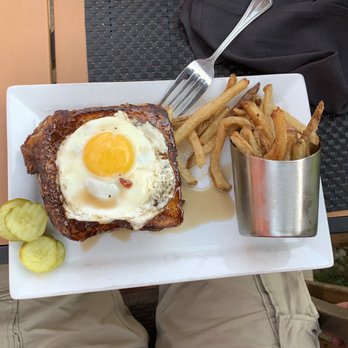 Steam Pub - ULTIMATE BREAKFAST BURGER - New American Near Me - Southampton, Pennsylvania