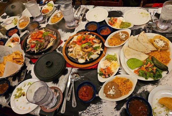 Mariano's Hacienda Ranch by null