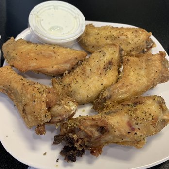 LA Crawfish Shack - Lemon pepper chicken wing - Cajun/Creole Near Me - Houston, Texas