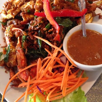 Jitlada - Spicy blue crab and basil salad, before, and... - Thai Near Me - Los Angeles, California Jitlada - Spicy blue crab and basil salad, before, and... - Thai Near Me - Los Angeles, California
