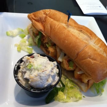 HogsHead Cafe - Fried shrimp po' boy - Barbeque Near Me - Richmond, Virginia HogsHead Cafe - Fried shrimp po' boy - Barbeque Near Me - Richmond, Virginia