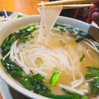Com Tam Thuan Kieu - Chrysanthemum, Green Onion, and Bean Sprouts. - Vietnamese Near Me - Mesa, Arizona Com Tam Thuan Kieu - Chrysanthemum, Green Onion, and Bean Sprouts. - Vietnamese Near Me - Mesa, Arizona