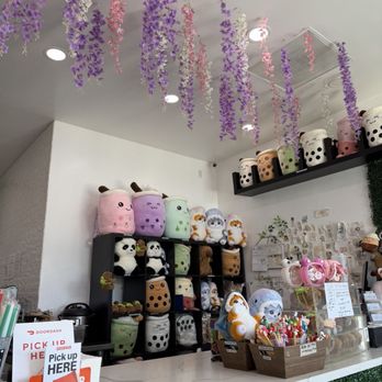 Bubble & Pearl's Boba Lab - Bubble Tea Near Me - Corona, California Bubble & Pearl's Boba Lab - Bubble Tea Near Me - Corona, California