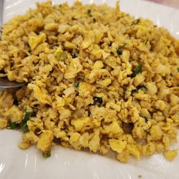 桂花炒魚肚 - stir fried egg with fish stomach. Classic 桂花炒魚肚 - stir fried egg with fish stomach. Classic