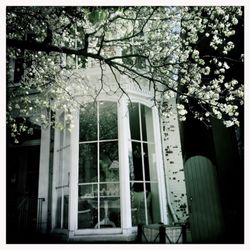 Oliver Dunn - Shop exterior