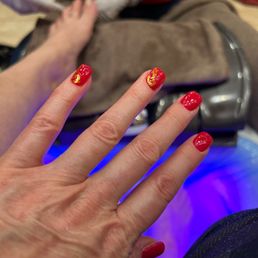 Nails! Nails!