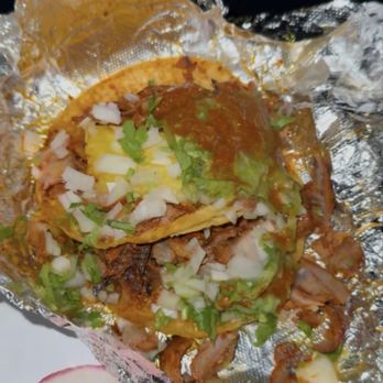Tacos La Guerra - Al Pastor - Tacos Near Me - Los Angeles, California Tacos La Guerra - Al Pastor - Tacos Near Me - Los Angeles, California