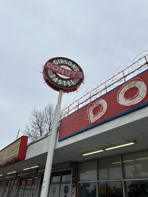Gibson's Donuts by null