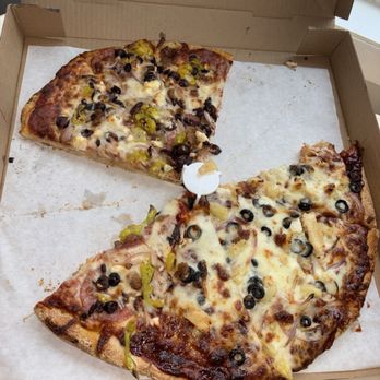 Tie Dye Pie Pizzaria - Half BBQ chicken, half Greek - Pizza Near Me - Lincoln City, Oregon Tie Dye Pie Pizzaria - Half BBQ chicken, half Greek - Pizza Near Me - Lincoln City, Oregon