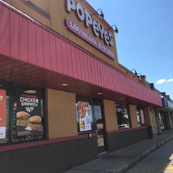 Popeyes Louisiana Kitchen - Outside