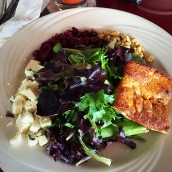 Aqua - Mixed salad with swordfish cranberries and walnuts - Seafood Near Me - Clinton, Connecticut Aqua - Mixed salad with swordfish cranberries and walnuts - Seafood Near Me - Clinton, Connecticut