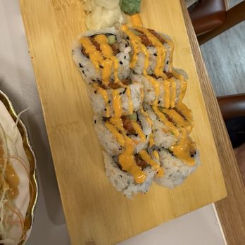 Sushi Boat - Spicy Tuna - Maki - Japanese Near Me - Chesterfield, Missouri Sushi Boat - Spicy Tuna - Maki - Japanese Near Me - Chesterfield, Missouri